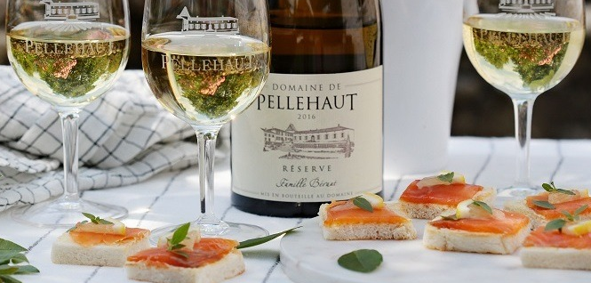 Pellehaut-Wine-Table