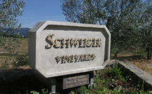 Schweiger-Vineyards-Sign